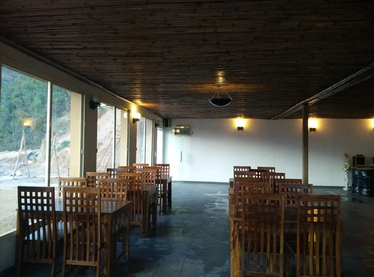 V Resorts Nature Heaven Koti Shimla 3*,