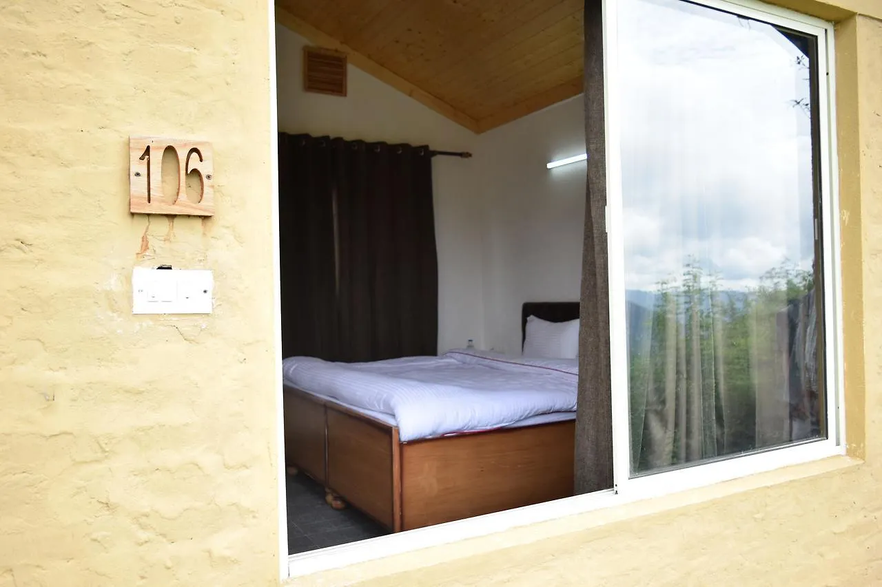 V Resorts Nature Heaven Koti Shimla 3*,  Índia